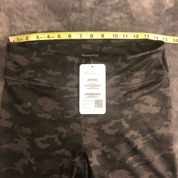 Fabletics Mid-Rise Printed PowerHold Leggings - Picture 4 of 4